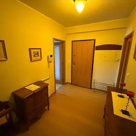 Cozy And Quiet Near The Center Apartman