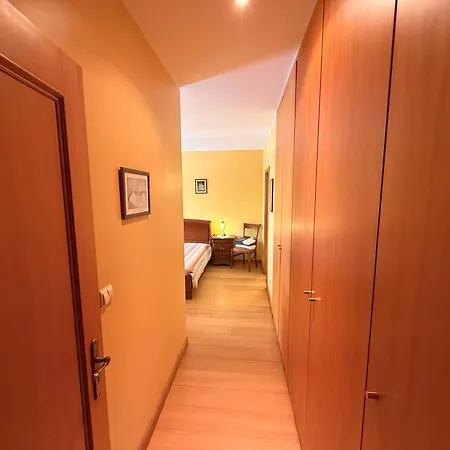 Cozy And Quiet Near The Center Apartman