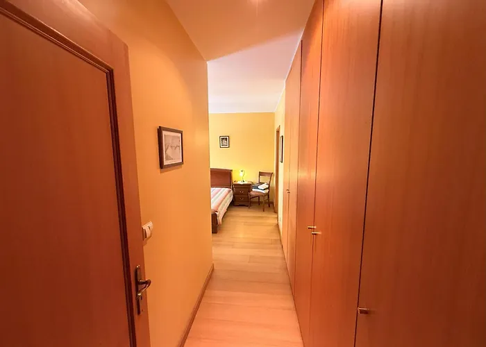 Cozy And Quiet Near The Center Apartment